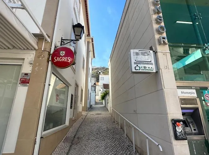 Ascensor A Vista Apartment